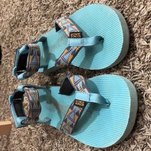 teva flip flops